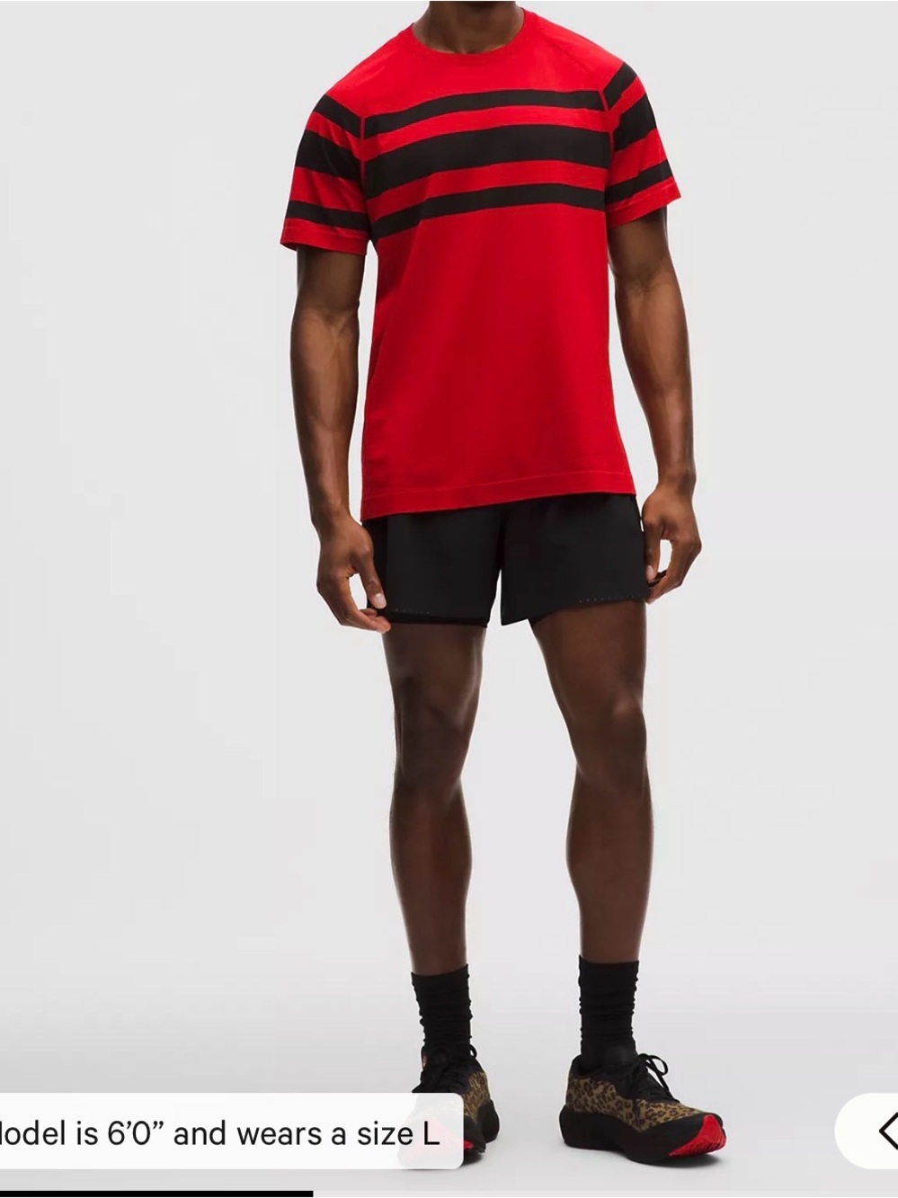 New Lululemon men Metal Vent Tech Short Sleeve 
Color.  LSOX/OXFD/BLK (red)